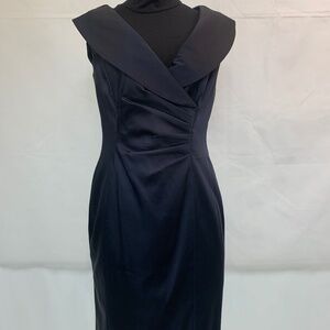 Kay Unger Navy Blue Dress in Size 8. Below knee, surplus wrap V-neck, shapely.